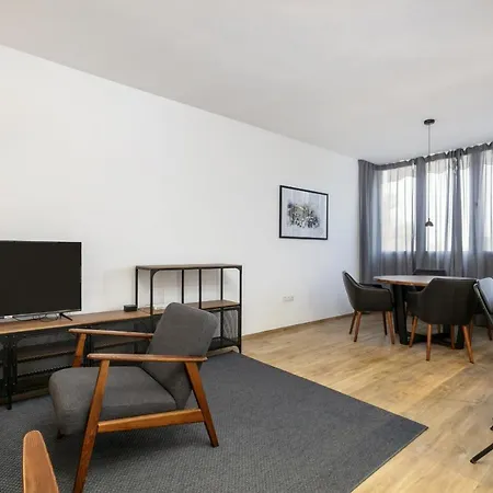 Apartment Real - 2 Bedroom