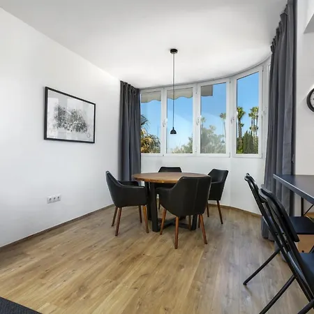 Apartment Real - 2 Bedroom Marbella