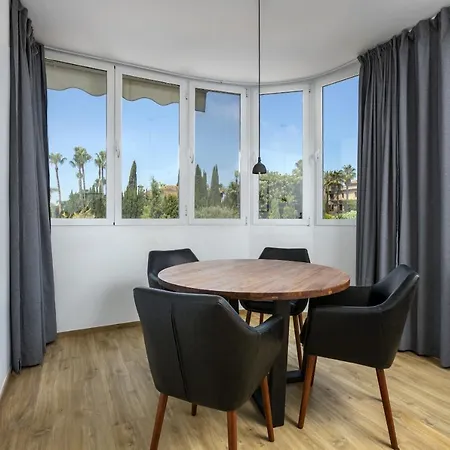 Real - 2 Bedroom * Marbella