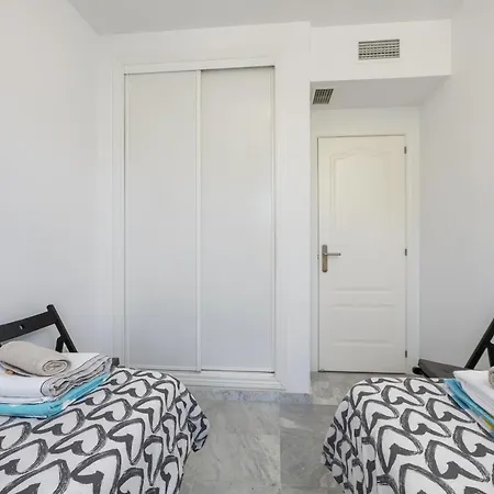 Real - 2 Bedroom * Marbella