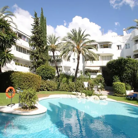 Real - 2 Bedroom Marbella