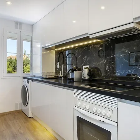 Real - 2 Bedroom